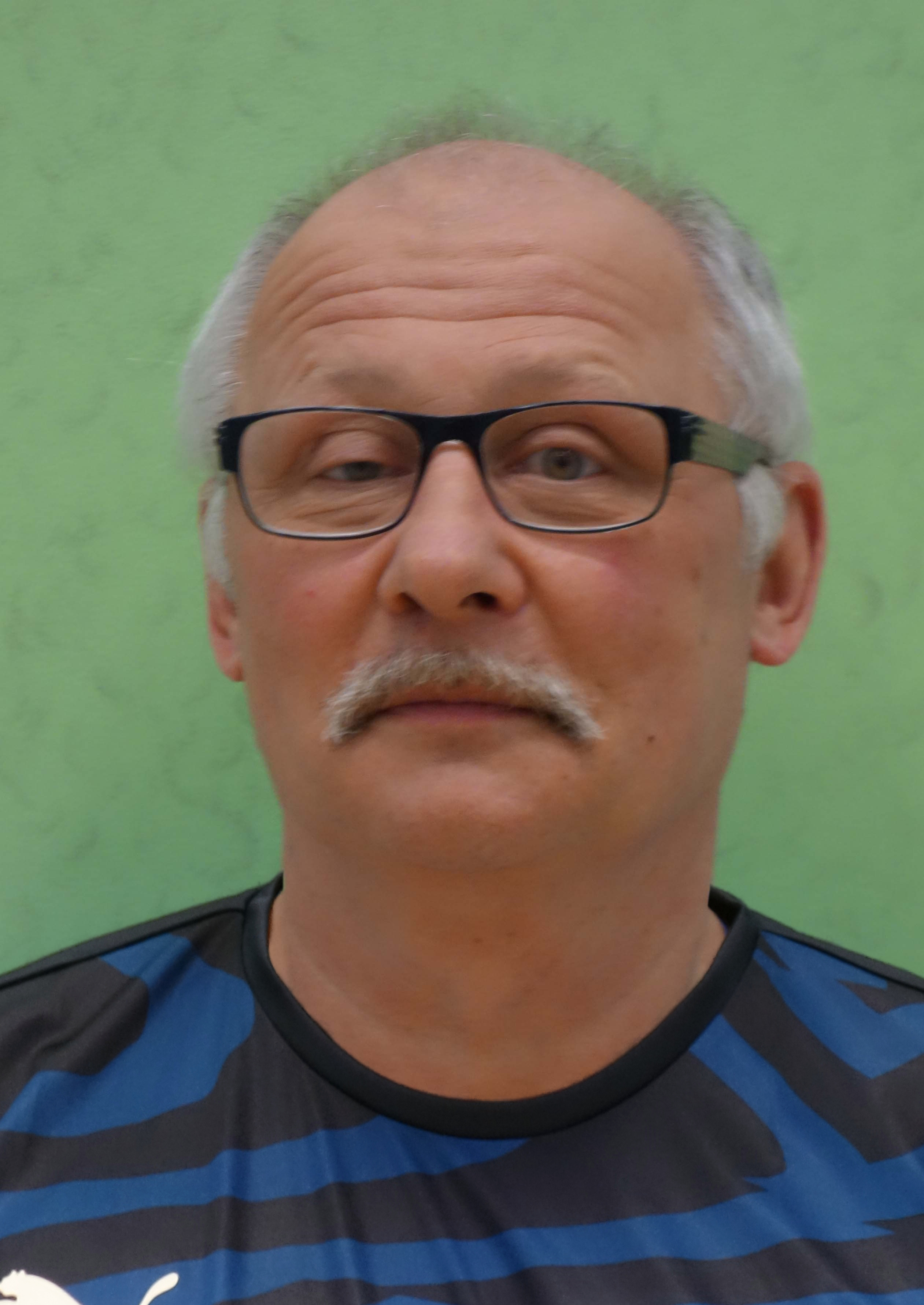 Axel S.